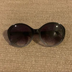 Tahari sunglasses